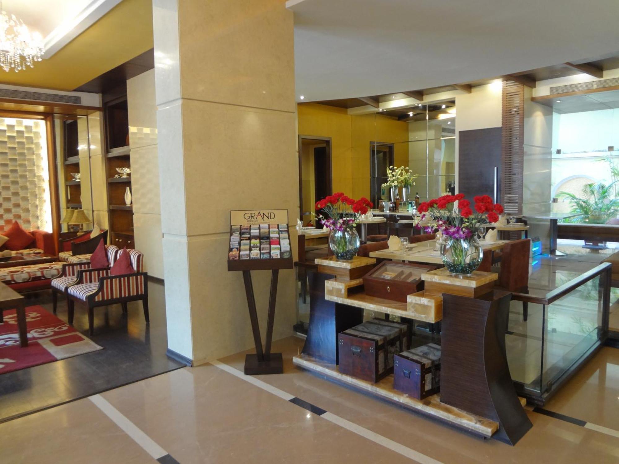 Grand Residency Hotel & Serviced Apartments Bombaj Zewnętrze zdjęcie